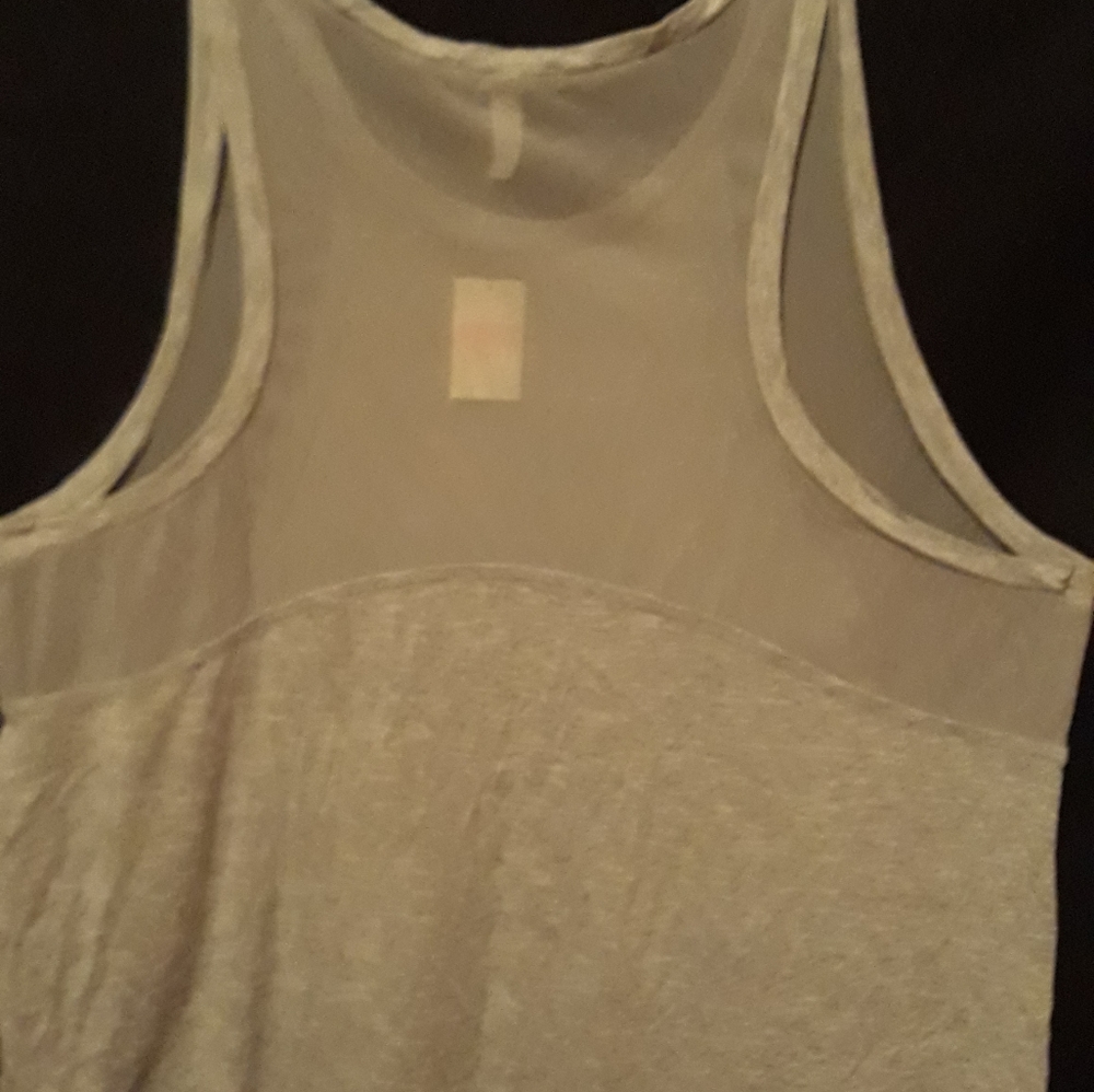Tank top - Picture 2 of 3